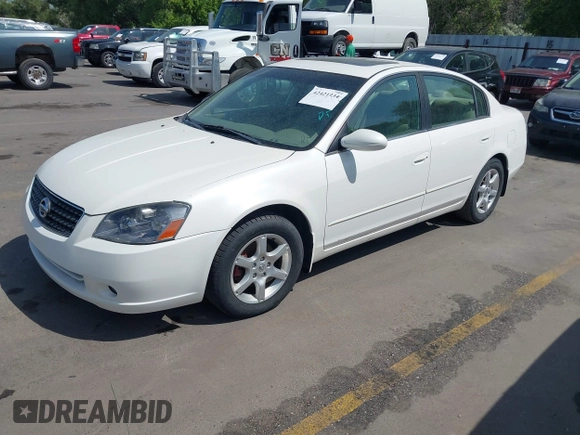 2006 Nissan Altima SE with VIN 1N4BL11D76N458904, listed as a IAAI auction lot 42421934 with 152,604 mi miles and . Bid and sale history available at DreamBid. Image 2.