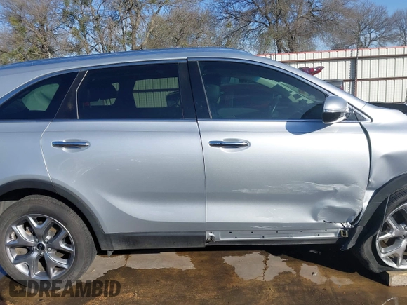 2019 Kia Sorento EX Sport V6 with VIN 5XYPH4A52KG603439, listed as a IAAI auction lot 41784097 with 49,481 mi miles. Bid and sale history available at carsss.com. Image 14.