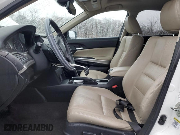 2015 Honda Crosstour EX-L z VIN 5J6TF2H59FL002581, wystawiony jako Copart lot #49122855 z przebiegiem 135 946 mil mil oraz Szkoda całkowita • Salvage title. Historia ofert i sprzedaży dostępna na DreamBid. Obrazek 7.