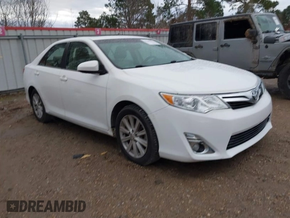 2014 Toyota Camry L with VIN 4T1BF1FK0EU358295, listed as a IAAI auction lot 41449827 with 154,490 mi miles. Bid and sale history available at carsss.com. Image 1.