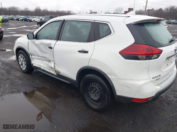 2018 Nissan Rogue S with VIN KNMAT2MT8JP559400, listed as a IAAI auction lot 41802419 with 81,615 mi miles. Bid and sale history available at carsss.com. Image 3.