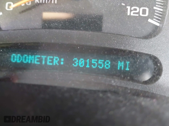 2004 Chevrolet Silverado 1500 LS with VIN 1GCEC19V74Z102933, listed as a IAAI auction lot 42133868 with 301,558 mi miles and . Bid and sale history available at DreamBid. Image 7.