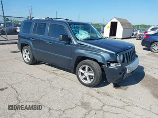 2007 Jeep Patriot Limited z VIN 1J8FF48W47D424723, wystawiony jako IAAI lot #42266863 z przebiegiem 187 705 mil mil oraz . Historia ofert i sprzedaży dostępna na DreamBid. Obrazek 1.