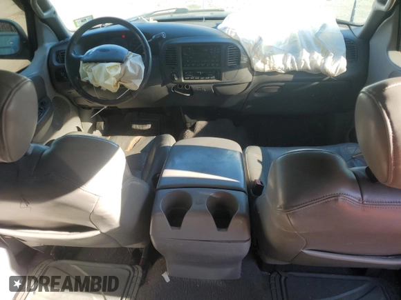 2002 Ford F-150 XLT with VIN 1FTRW08L62KB73629, listed as a Copart auction lot 83571304 with 201,816 mi miles and Salvage Title. Bid and sale history available at carsss.com. Image 8.