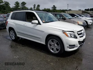 2015 Mercedes-Benz GLK 350 with VIN WDCGG8JB7FG426982, listed as a Copart auction lot 67532984 with 44,325 mi miles and Salvage Title. Bid and sale history available at DreamBid. Image 4.