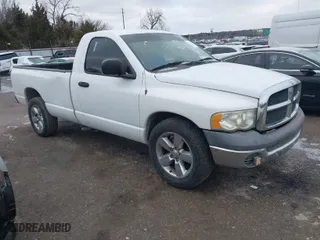 2011 Chevrolet Silverado 1500 LT with VIN 1GCRKSE30BZ450651, listed as a IAAI auction lot 41575279 with 277,690 mi miles. Bid and sale history available at carsss.com. Image 1.