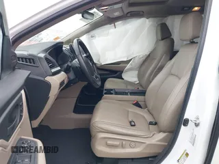2020 Honda Odyssey EX-L with VIN 5FNRL6H72LB066476, listed as a IAAI auction lot 41577955 with 43,299 mi miles. Bid and sale history available at carsss.com. Image 5.