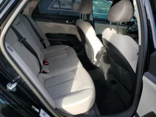 2022 Kia K5 LXS with VIN 5XXG14J29NG162931, listed as a Copart auction lot 80546153 with 43,734 mi miles and Salvage Title. Bid and sale history available at carsss.com. Image 10.