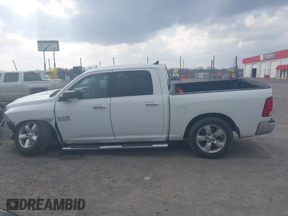 2016 Ram 1500 Big Horn z VIN 1C6RR6LG6GS208415, wystawiony jako IAAI lot #41800900 z przebiegiem 214 732 mil mil oraz . Historia ofert i sprzedaży dostępna na DreamBid. Obrazek 15.