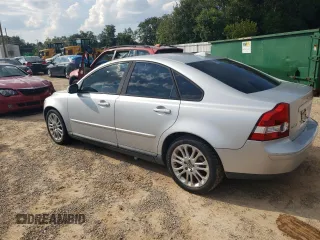 2007 Volvo S40 2.4L with VIN YV1MS382972251594, listed as a Copart auction lot 72274094 with 121,082 mi miles and Salvage Title. Bid and sale history available at carsss.com. Image 2.