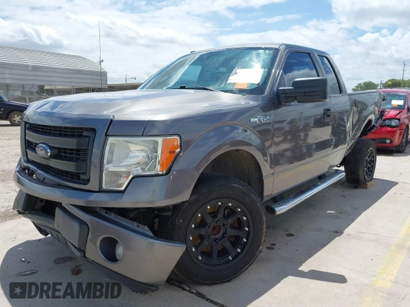 2014 Ford F-150 XL z VIN 1FTEX1CM0EFC15307, wystawiony jako IAAI lot #42620479 z przebiegiem 143 843 mil mil oraz . Historia ofert i sprzedaży dostępna na DreamBid. Obrazek 19.