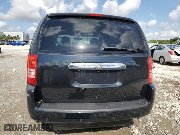 2010 Chrysler Town & Country Limited z VIN 2A4RR7DX0AR387518, wystawiony jako Copart lot #55501025 z przebiegiem 87 823 mil mil oraz Szkoda całkowita • Salvage title. Historia ofert i sprzedaży dostępna na DreamBid. Obrazek 6.