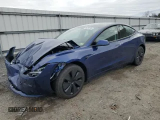 2025 Tesla Model 3 Long Range with VIN 5YJ3E1EB4SF888920, listed as a Copart auction lot 86271714 with 1,201 mi miles and Salvage Title. Bid and sale history available at DreamBid. Image 1.