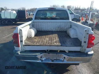 2005 Dodge Dakota SLT with VIN 1D7HW48N85S226460, listed as a IAAI auction lot 41568128 with 213,159 mi miles and . Bid and sale history available at carsss.com. Image 20.