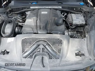 2021 Porsche Macan S with VIN WP1AB2A58MLB35721, listed as a IAAI auction lot 42591180 with 47,444 mi miles and . Bid and sale history available at DreamBid. Image 10.