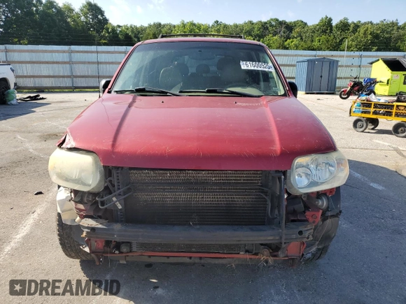 2006 Ford Escape Limited with VIN 1FMYU04116KA40963, listed as a Copart auction lot 61600525 with 208,696 mi miles and Salvage title. Bid and sale history available at DreamBid. Image 5.