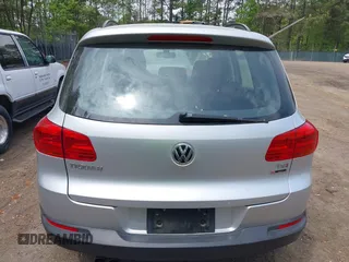 2016 Volkswagen Tiguan S with VIN WVGBV7AX1GW523335, listed as a IAAI auction lot 42091690 with 165,495 mi miles and . Bid and sale history available at DreamBid. Image 16.
