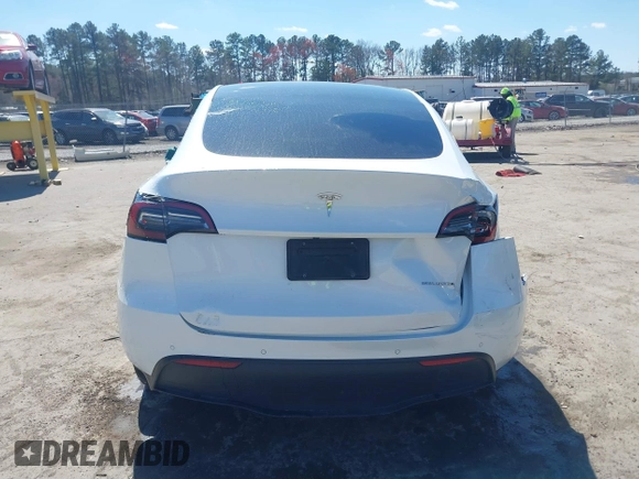 2021 Tesla Model Y Long Range with VIN 5YJYGDEE5MF232790, listed as a IAAI auction lot 41900175 with Not Provided miles. Bid and sale history available at carsss.com. Image 16.