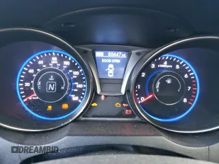 2014 Hyundai Genesis Coupe 2.0T z VIN KMHHT6KD6EU119079, wystawiony jako Copart lot #83364634 z przebiegiem 85 647 mil mil oraz Szkoda całkowita • Salvage title. Historia ofert i sprzedaży dostępna na DreamBid. Obrazek 9.