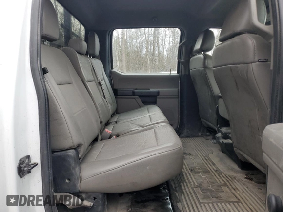 2017 Ford F-350 Platinum with VIN 1FT8W3BT4HEE75790, listed as a Copart auction lot 53556105 with 546,574 mi miles and Salvage title. Bid and sale history available at DreamBid. Image 10.