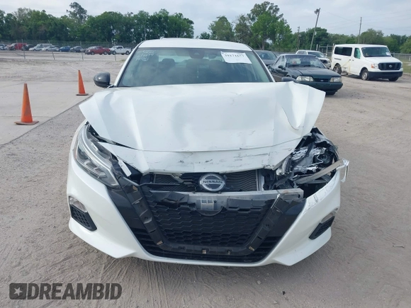 2020 Nissan Altima 2.5 SR with VIN 1N4BL4CVXLC125367, listed as a IAAI auction lot 39171677 with 65,248 mi miles. Bid and sale history available at carsss.com. Image 12.
