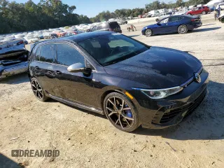 2024 Volkswagen Golf z VIN WVWEB7CD6RW133170, wystawiony jako Copart lot #82428564 z przebiegiem 14 831 mil mil oraz Szkoda całkowita • Salvage title. Historia ofert i sprzedaży dostępna na DreamBid. Obrazek 4.