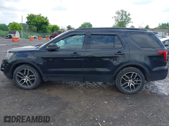 2018 Ford Explorer Sport с VIN 1FM5K8GT4JGA53237, выставлен на аукционе IAAI как лот 42422714 с пробегом 53 830 миль миль и . История ставок и продаж доступна на DreamBid. Изображение 13.