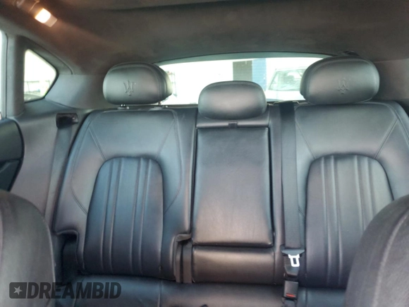 2017 Maserati Levante z VIN ZN661XUA2HX255298, wystawiony jako Copart lot #43757675 z przebiegiem 93 678 mil mil oraz Szkoda całkowita • Salvage title. Historia ofert i sprzedaży dostępna na DreamBid. Obrazek 10.