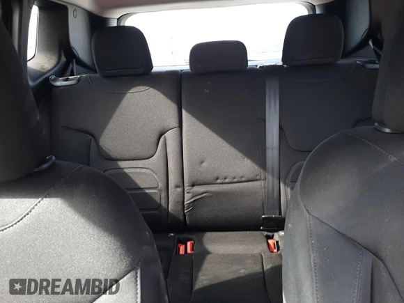 2018 Jeep Renegade Latitude with VIN ZACCJABB0JPJ58541, listed as a Copart auction lot 45151855 with 83,754 mi miles and Salvage Title. Bid and sale history available at carsss.com. Image 10.