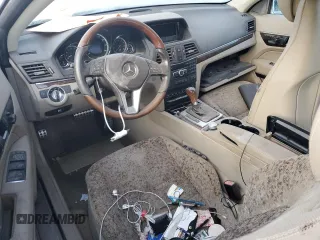 2013 Mercedes-Benz E 550 с VIN WDDKJ7DB2DF209372, выставлен на аукционе Copart как лот 74317084 с пробегом Не указан миль и На запчасти • Non repairable. История ставок и продаж доступна на DreamBid. Изображение 8.