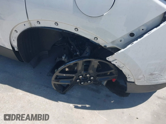 2022 Chevrolet Blazer LT with VIN 3GNKBDRS6NS147946, listed as a IAAI auction lot 42022497 with 50,608 mi miles and . Bid and sale history available at DreamBid. Image 6.