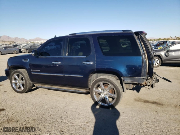 2008 Cadillac Escalade with VIN 1GYFK63898R208582, listed as a Copart auction lot 73137254 with 146,895 mi miles and Salvage Title. Bid and sale history available at carsss.com. Image 2.