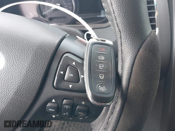 2019 Ford Flex SEL z VIN 2FMGK5C87KBA39382, wystawiony jako IAAI lot #42085354 z przebiegiem 73 273 mil mil oraz . Historia ofert i sprzedaży dostępna na DreamBid. Obrazek 11.