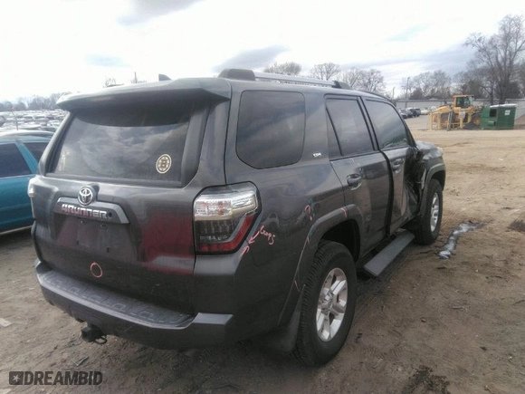 2020 Toyota 4Runner SR5 with VIN JTEBU5JR6L5782542, listed as a IAAI auction lot 41723461 with 102,704 mi miles. Bid and sale history available at carsss.com. Image 4.