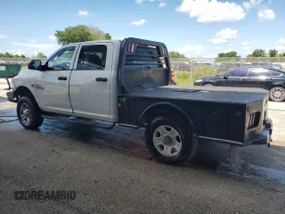 2014 Ram 2500 Tradesman z VIN 3C6UR5CL7EG121614, wystawiony jako Copart lot #62214345 z przebiegiem 169 442 mil mil oraz Czysty tytuł • Clean title. Historia ofert i sprzedaży dostępna na DreamBid. Obrazek 2.