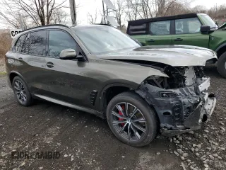 2025 BMW X5 xDrive40i with VIN 5UX23EU01S9Y34671, listed as a Copart auction lot 51931465 with 5,887 mi miles and Salvage Title. Bid and sale history available at carsss.com. Image 4.