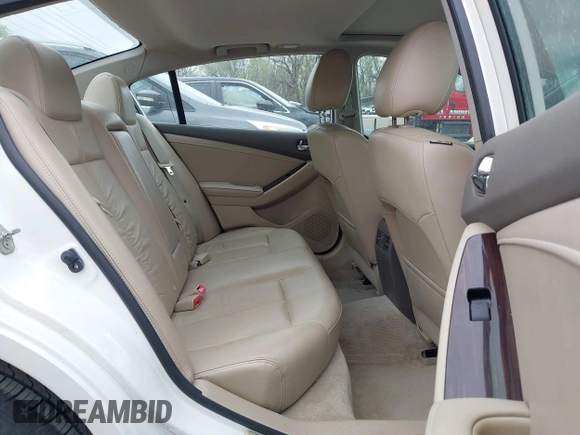 2012 Nissan Altima 2.5 with VIN 1N4AL2AP4CN533372, listed as a IAAI auction lot 41957380 with 108,594 mi miles and . Bid and sale history available at carsss.com. Image 8.