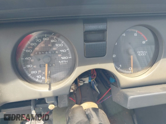 1988 Pontiac Firebird Trans Am с VIN 1G2FW21E0JL216496, выставлен на аукционе IAAI как лот 42131654 с пробегом 231 941 миль миль и . История ставок и продаж доступна на DreamBid. Изображение 7.