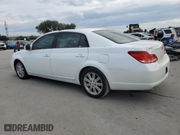 2005 Toyota Avalon XL with VIN 4T1BK36B15U056991, listed as a Copart auction lot 74046834 with 188,281 mi miles and Non Repairable. Bid and sale history available at DreamBid. Image 2.
