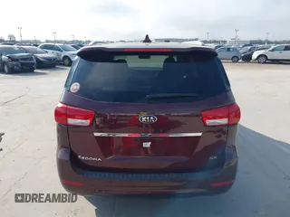 2016 Kia Sedona EX with VIN KNDMC5C1XG6139621, listed as a IAAI auction lot 41545975 with 111,274 mi miles. Bid and sale history available at carsss.com. Image 16.