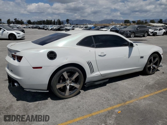 2011 Chevrolet Camaro 2SS with VIN 2G1FK1EJ6B9136257, listed as a Copart auction lot 56739935 with 136,440 mi miles and Salvage Title. Bid and sale history available at DreamBid. Image 3.