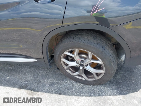 2024 BMW X3 sDrive30i with VIN 5UX43DP09R9T81912, listed as a IAAI auction lot 42190431 with 35,836 mi miles and . Bid and sale history available at DreamBid. Image 6.