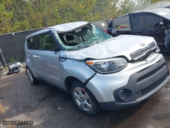 2019 Kia Soul with VIN KNDJN2A24K7018268, listed as a IAAI auction lot 40324198 with 84,432 mi miles. Bid and sale history available at carsss.com. Image 1.