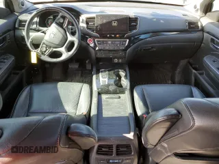 2019 Honda Pilot Touring 7-Passenger z VIN 5FNYF5H69KB019903, wystawiony jako Copart lot #43598805 z przebiegiem 144 486 mil mil oraz Szkoda całkowita • Salvage title. Historia ofert i sprzedaży dostępna na DreamBid. Obrazek 8.