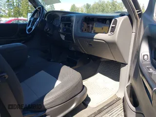 2006 Ford Ranger XL z VIN 1FTYR11U16PA48719, wystawiony jako IAAI lot #42361653 z przebiegiem 130 615 mil mil oraz . Historia ofert i sprzedaży dostępna na DreamBid. Obrazek 5.