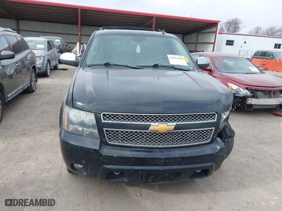 2012 Chevrolet Suburban LT with VIN 1GNSCJE03CR133874, listed as a IAAI auction lot 40995068 with 195,655 mi miles. Bid and sale history available at carsss.com. Image 12.
