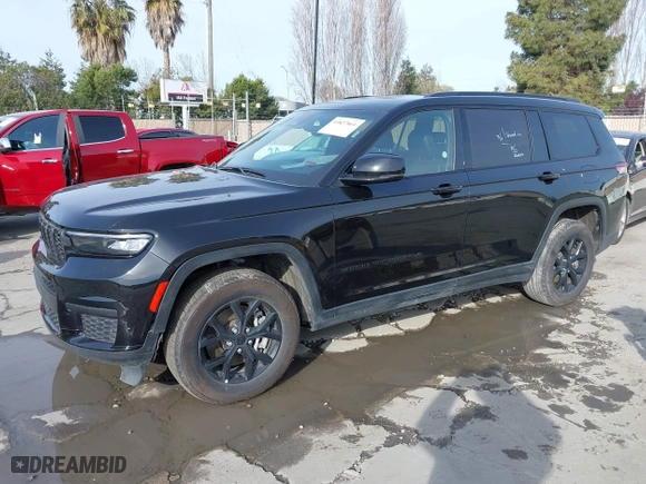 2024 Jeep Grand Cherokee L Altitude with VIN 1C4RJKAG4R8527114, listed as a IAAI auction lot 41827861 with 22,220 mi miles. Bid and sale history available at carsss.com. Image 18.