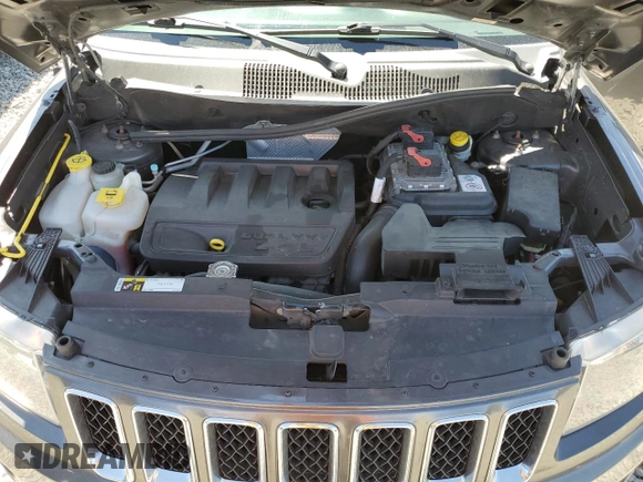 2016 Jeep Compass Sport с VIN 1C4NJDBB5GD798992, выставлен на аукционе Copart как лот 61777825 с пробегом 107 541 миль миль и Списание • Salvage title. История ставок и продаж доступна на DreamBid. Изображение 12.