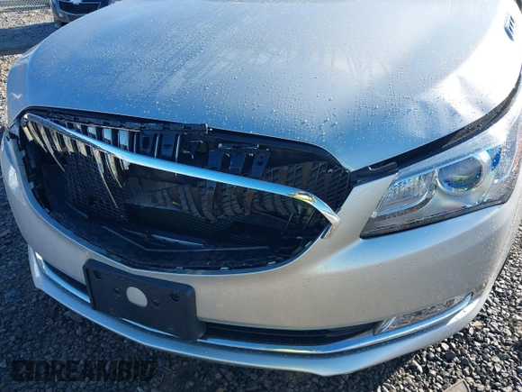 2014 Buick LaCrosse with VIN 1G4GA5G33EF215381, listed as a IAAI auction lot 42092301 with 36,625 mi miles. Bid and sale history available at carsss.com. Image 17.
