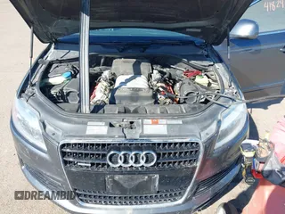 2008 Audi Q7 4.2L Premium with VIN WA1EV74L88D040698, listed as a IAAI auction lot 41824944 with 229,275 mi miles. Bid and sale history available at carsss.com. Image 10.